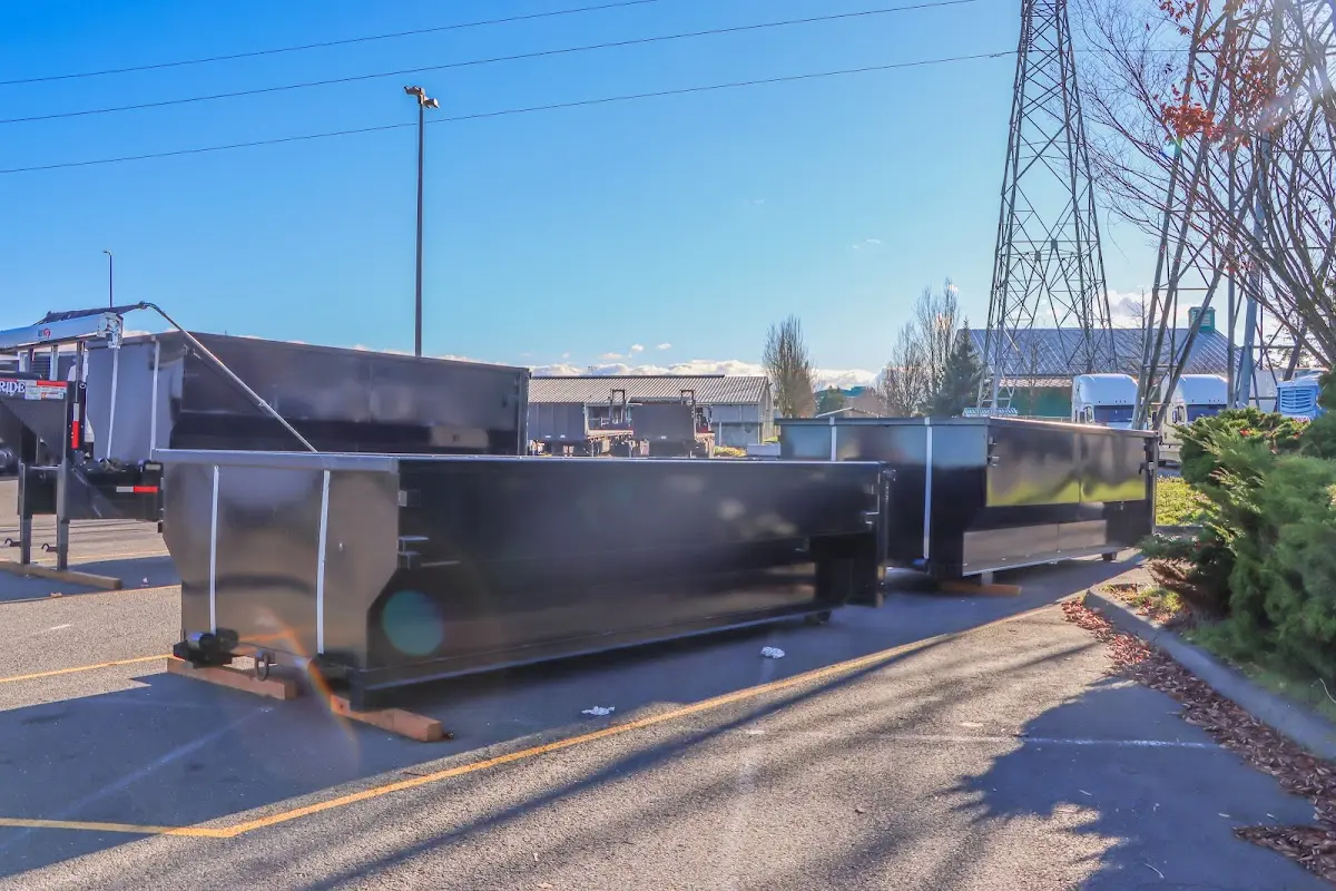 Professional dumpster rental and junk removal service in Nederland